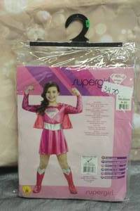 lot 221 image: SUPERGIRL CHILD SIZE MEDIUM 810