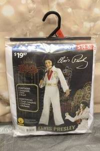 lot 227 image: ELVIS PRESLEY CHILD SMALL 46
