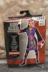 lot 229 image: SASY SAMURAI CHILD MEDIUM 810