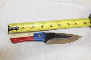 lot 22 image: MHS CUTLERY HANDMADE COSTUM CHEF, FOLDING, ULU KNIVES WITH WOOD, BONE AND OR RESIN HANDLES
