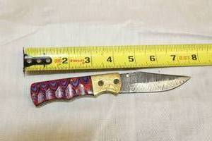 lot 38 image: MHS CUTLERY HANDMADE COSTUM CHEF, FOLDING, ULU KNIVES WITH WOOD, BONE AND OR RESIN HANDLES