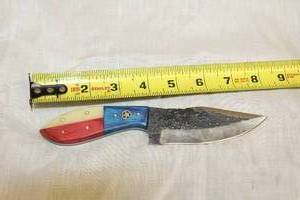 lot 68 image: MHS CUTLERY HANDMADE COSTUM CHEF, FOLDING, ULU KNIVES WITH WOOD, BONE AND OR RESIN HANDLES