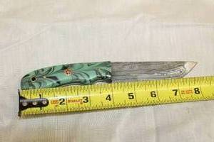 lot 71 image: MHS CUTLERY HANDMADE COSTUM CHEF, FOLDING, ULU KNIVES WITH WOOD, BONE AND OR RESIN HANDLES