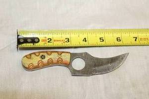 lot 73 image: MHS CUTLERY HANDMADE COSTUM CHEF, FOLDING, ULU KNIVES WITH WOOD, BONE AND OR RESIN HANDLES