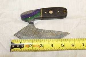 lot 41 image: MHS CUTLERY HANDMADE COSTUM CHEF, FOLDING, ULU KNIVES WITH WOOD, BONE AND OR RESIN HANDLES