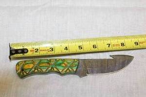 lot 59 image: MHS CUTLERY HANDMADE COSTUM CHEF, FOLDING, ULU KNIVES WITH WOOD, BONE AND OR RESIN HANDLES