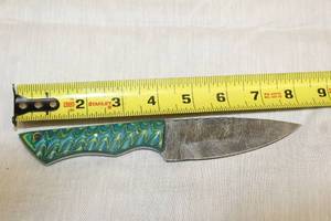 lot 60 image: MHS CUTLERY HANDMADE COSTUM CHEF, FOLDING, ULU KNIVES WITH WOOD, BONE AND OR RESIN HANDLES