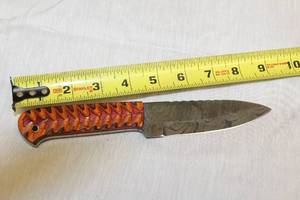 lot 86 image: MHS CUTLERY HANDMADE COSTUM CHEF, FOLDING, ULU KNIVES WITH WOOD, BONE AND OR RESIN HANDLES