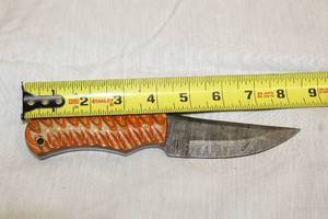 lot 90 image: MHS CUTLERY HANDMADE COSTUM CHEF, FOLDING, ULU KNIVES WITH WOOD, BONE AND OR RESIN HANDLES