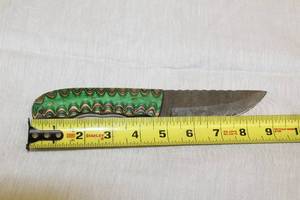 lot 96 image: MHS CUTLERY HANDMADE COSTUM CHEF, FOLDING, ULU KNIVES WITH WOOD, BONE AND OR RESIN HANDLES