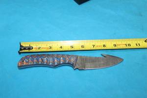 lot 122 image: MHS CUTLERY HANDMADE COSTUM CHEF, FOLDING, ULU KNIVES WITH WOOD, BONE AND OR RESIN HANDLES