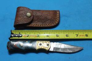 lot 178 image: MHS CUTLERY HANDMADE COSTUM CHEF, FOLDING, ULU KNIVES WITH WOOD, BONE AND OR RESIN HANDLES