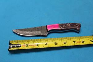 lot 188 image: MHS CUTLERY HANDMADE COSTUM CHEF, FOLDING, ULU KNIVES WITH WOOD, BONE AND OR RESIN HANDLES