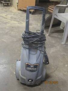 lot 10 image: TASK FORCE 1600 ELECTRIC PRESSURE WASHER TF1600