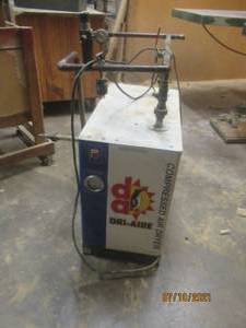 lot 18 image: DRI - AIRE COMPRESSED AIR DRYER