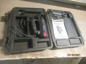 lot 44 image: ROTOZIP REBEL SPIRAL SAW TYPE 1 WITH CARRY CASE