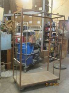 lot 61 image: STEEL INDUSTRIAL SHELVING UNIT ON FOUR  CASTERS