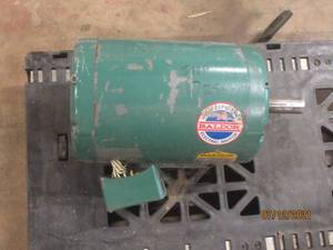 lot 103 image: BALDOR HIGH EFFICENCY ELECTRIC MOTOR M218T