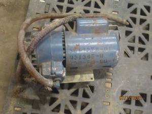 lot 110 image: MOTOR