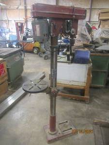 lot 116 image: HEAVY DUTY 16 SPEED DRILL PRESS DF16