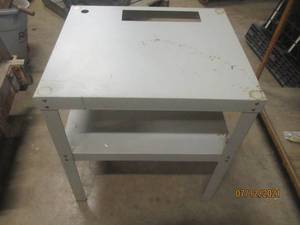 lot 142 image: 2- SHELF METAL TABLE