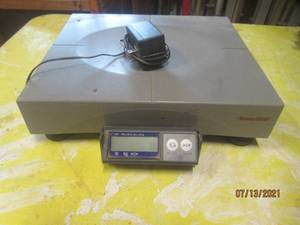 lot 165 image: EASY SHIP SCALE PS6OU9131000