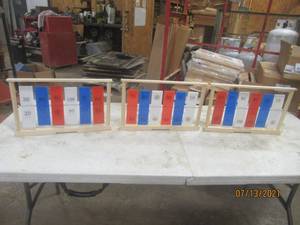 lot 218 image: TOTAL OF 3 TARGETS FOR RUBBER BAND GUNS