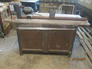 lot 232 image: CRAFTSMAN 12 WOOD LATHE