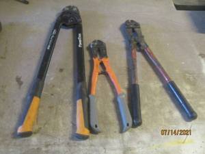 lot 245 image: 3 BOLT CUTTERS