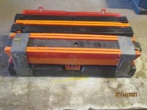 lot 250 image: 2 SETS OF EMERGENCY WARNING TRIANGLES