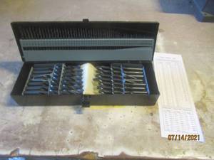 lot 252 image: 115 PIECES DRILL BIT SET