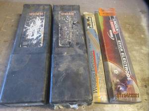 lot 280 image: WELDING STICK ELECTRODES