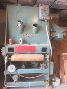 lot 281 image: MASTER SPM CARVERS SANDER WIDE SANDER MODEL 30