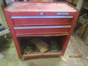 lot 282 image: CRAFTSMAN TOOL BOX WITH CONTENTS