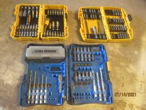 lot 284 image: DEWALT AND RYOBI DRILL BITS