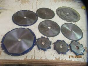 lot 295 image: 9 ASSORTED SIZE SAW BLADES