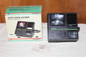 lot 31 image: VINTAGE HAMMEX AUTO VISTA VIEWER ILLUMINATD 3X MAGNIFICATION IN ORIGINAL BOX