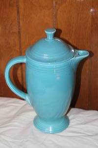 lot 55 image: VINTAGE FIESTA TURQUOISE COFFEE POT