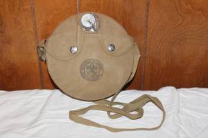 lot 85 image: VINTAGE BOY SCOUTS OF AMERICA NATIONAL COUNCIL ALUMINUM CANTEEN IN ORIGINAL COVER