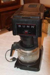 lot 171 image: BUNN COFFEE MAKER MACHINE&nbsp