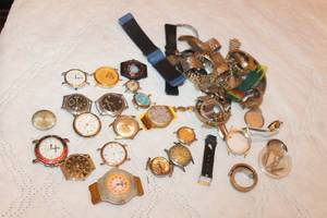 lot 179 image: GENEROUS AMOUNT OF ASSORTED BRAND WATCH FACES AND BANDS&nbsp