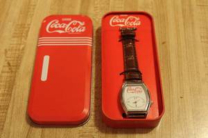 lot 185 image: COCO COLA LEATHER BVAND WATCH&nbsp