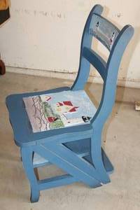 lot 147 image: VINTAGE FOLDING LIBRARY CHAIRSTEP STOOL