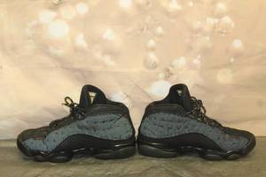 lot 39 image: NIKE AIR JORDAN RETRO 13 BLACK CAT MEN SIZE 11.5