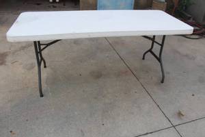 lot 11 image: 6FT LIFTIME FOLDING TABLE