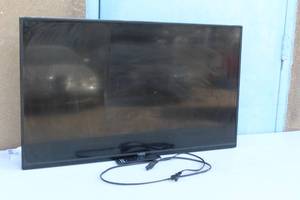 lot 22 image: VIZIO V405-G9 WITH REMOTE