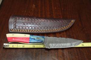lot 103 image: DAMACAS STEEL HUNTING KNIFE WITH CUSTOM TEXAS FLAG HAND CARVED HANDLE
