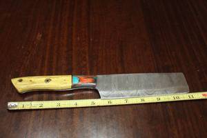 lot 109 image: DAMASCAS STEEL CHEFS CLEAVER KNIFE WITH CUSTOM HAND CARVED HANDLE