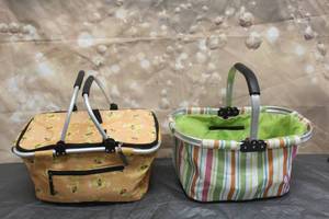 lot 138 image: 2 PICNIC BASKETS