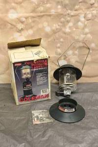 lot 150 image: COLEMAN PROPANE TWO MANTLE LANTERN 5152D700T IN ORIGINAL BOX